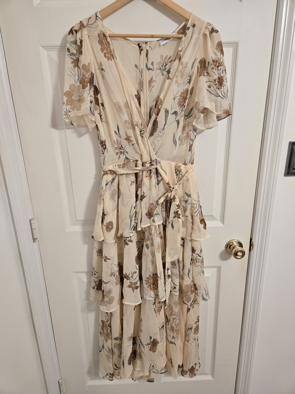Calvin Klein Cream Floral Tiered Faux Wrap Maxi Dress Size 12